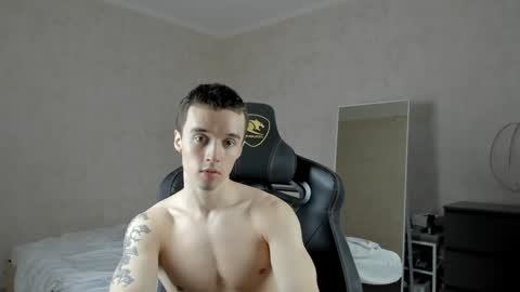 Snapshot of mason_warhol chatting on January 26, 2025, 2:35 am Mason online show from January 26, 2025, 2:35 am