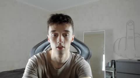 Snapshot of mason_warhol chatting on September 24, 2025, 12:03 am Mason online show from September 24, 2025, 12:03 am