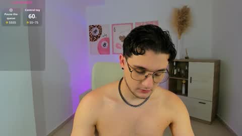 Snapshot of massimo_fiore chatting on February 15, 2026, 9:22 pm Massimo online show from February 15, 2026, 9:22 pm