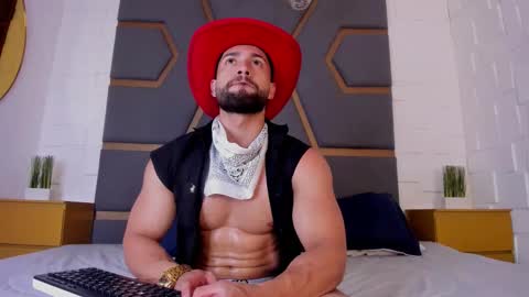 Massimo online show from November 18, 2025, 3:12 am