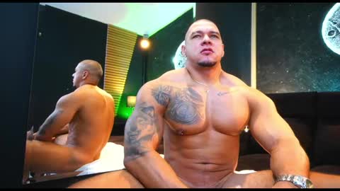 Snapshot of massimowalton2 chatting on October 1, 2025, 1:44 am massimowalton2 online show from October 1, 2025, 1:44 am