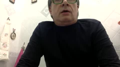 massimoxsempre online show from December 10, 2024, 3:41 am