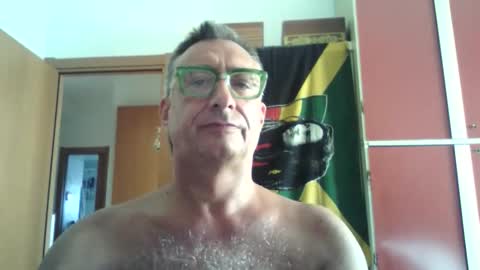 massimoxsempre online show from October 11, 2025, 2:37 pm