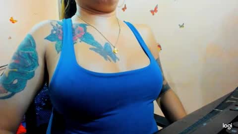 Snapshot of massivecockcum chatting on December 24, 2024, 7:22 pm kimmy online show from December 24, 2024, 7:22 pm