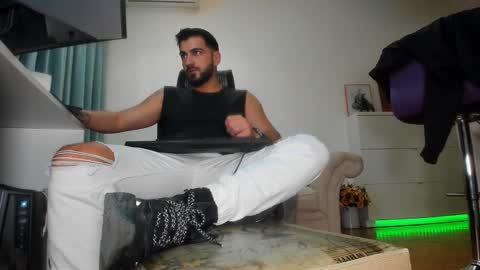 Matthew online show from September 21, 2025, 4:14 am