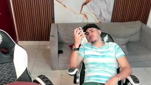 master_javi online show from September 21, 2025, 5:42 am