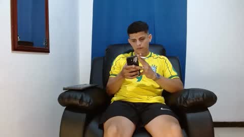 Snapshot of master_melo chatting on November 5, 2025, 7:25 pm master melo online show from November 5, 2025, 7:25 pm