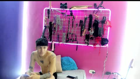 Snapshot of masteraxelandmelany chatting on April 10, 2026, 12:21 pm Axel And Melany online show from April 10, 2026, 12:21 pm