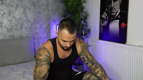 masterkingmuscle online show from September 12, 2025, 9:04 pm