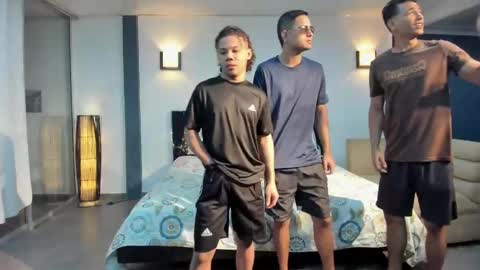 Team Cris Darwin- Fernando- Stiven- David online show from February 23, 2025, 11:44 am