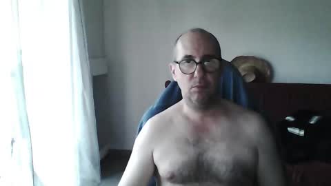 mat11efou online show from December 19, 2025, 8:43 am