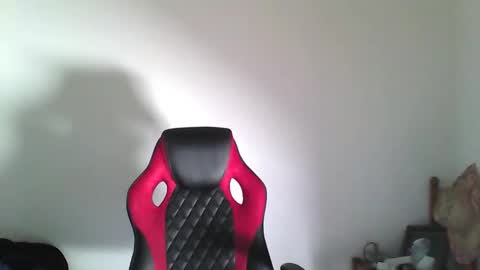 mat11efou online show from April 26, 2026, 1:20 pm