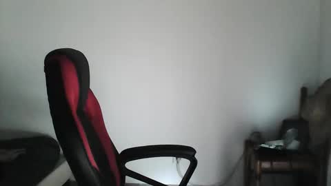 mat11efou online show from April 28, 2026, 12:43 pm