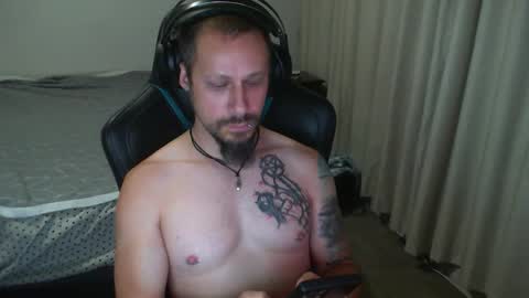 Snapshot of matchy666 chatting on December 19, 2024, 7:18 am Matchy online show from December 19, 2024, 7:18 am