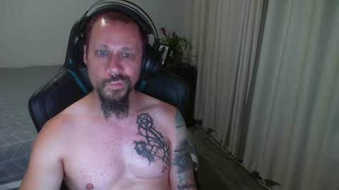 Snapshot of matchy666 chatting on January 1, 2025, 8:45 am Matchy online show from January 1, 2025, 8:45 am