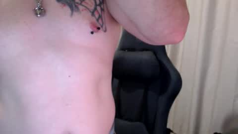 Snapshot of matchy666 chatting on October 24, 2025, 7:16 am Matchy online show from October 24, 2025, 7:16 am