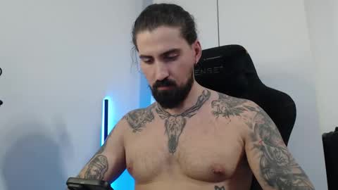 mateohalifa online show from November 3, 2025, 6:31 pm