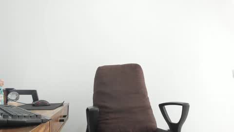 Matheus     online show from January 9, 2025, 6:57 pm