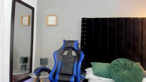 mathewboy2 online show from January 18, 2026, 12:09 pm