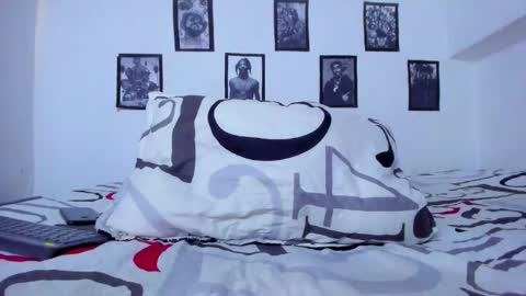 Snapshot of mathews_19 chatting on September 23, 2025, 3:15 pm Teo online show from September 23, 2025, 3:15 pm