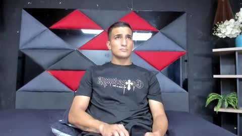 Snapshot of mathews_clark chatting on October 13, 2025, 11:38 pm mathews_clark online show from October 13, 2025, 11:38 pm