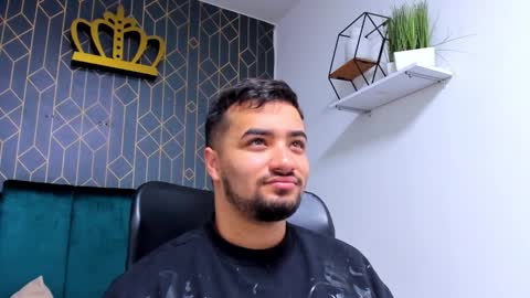 Mathews online show from December 17, 2025, 12:33 pm