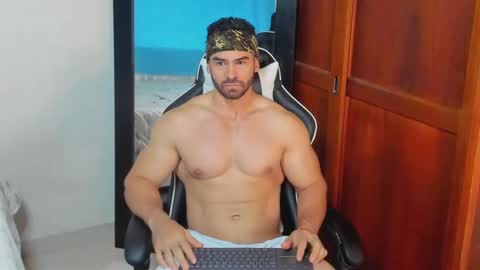 mathews_smith online show from November 23, 2025, 12:05 pm