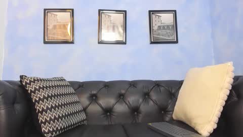 mathias cocks online show from September 12, 2025, 5:07 am