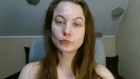 Matild online show from April 17, 2026, 8:12 pm