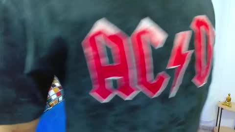 Mati online show from November 13, 2025, 2:49 pm