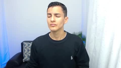 Matias online show from October 18, 2025, 1:45 pm