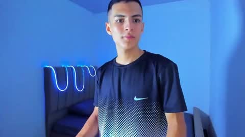 Matias online show from June 5, 2026, 2:12 pm