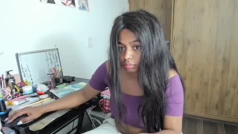 Snapshot of matilde27 chatting on February 22, 2025, 7:34 am Daniela online show from February 22, 2025, 7:34 am