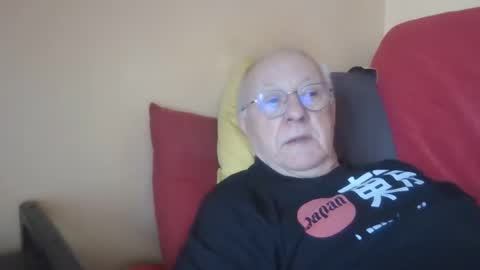 joyaam79 online show from February 25, 2025, 9:31 am