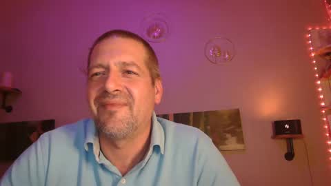 Snapshot of matrike1 chatting on February 14, 2025, 7:12 pm matrike1 online show from February 14, 2025, 7:12 pm