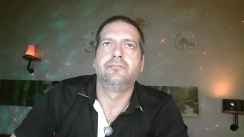 Snapshot of matrike1 chatting on March 1, 2025, 7:04 pm matrike1 online show from March 1, 2025, 7:04 pm