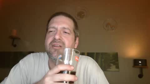 Snapshot of matrike1 chatting on March 5, 2025, 6:56 pm matrike1 online show from March 5, 2025, 6:56 pm