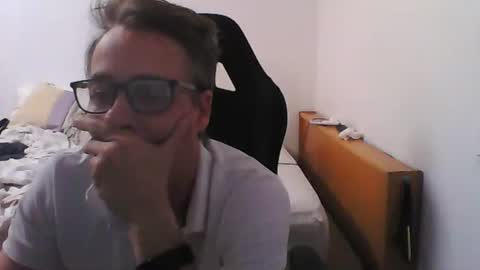 matrixmad online show from October 3, 2025, 6:49 pm