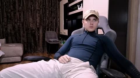 Matt online show from February 9, 2025, 4:04 am