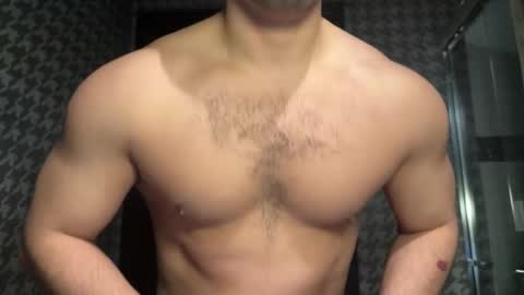 Snapshot of matt_artim chatting on December 31, 2024, 6:48 am The Matt Leon online show from December 31, 2024, 6:48 am