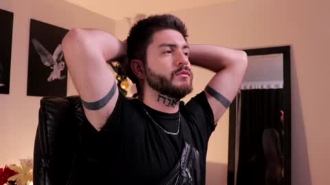 Snapshot of matteo_simpson chatting on January 7, 2025, 1:06 am Matteo simpson online show from January 7, 2025, 1:06 am