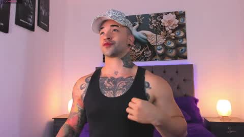 Matthew INDEPENDENT MODEL online show from April 15, 2026, 2:07 am