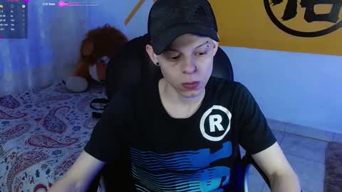 Snapshot of matthewboy_ chatting on December 3, 2024, 6:04 am MatthewBoy online show from December 3, 2024, 6:04 am