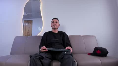 Matthew online show from November 27, 2025, 6:21 pm