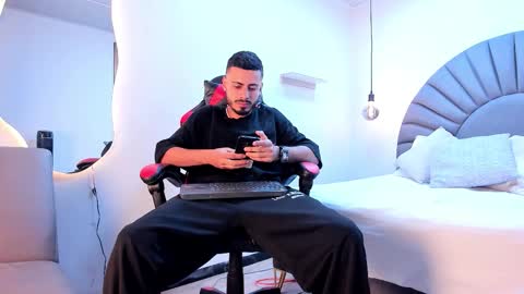 Matthew online show from March 4, 2026, 5:57 am