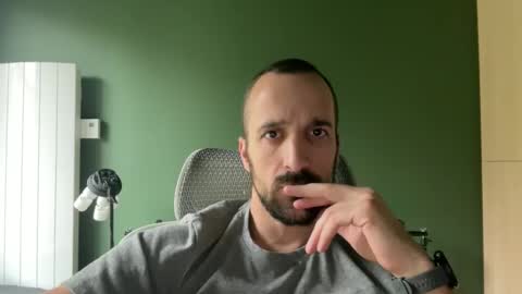 M online show from October 13, 2025, 12:16 pm