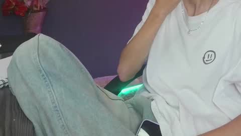 mattias     online show from November 8, 2025, 11:14 pm