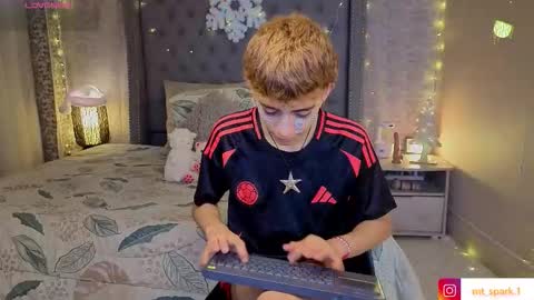 matty_spark online show from December 18, 2025, 1:50 pm