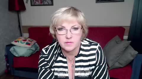 Snapshot of mature_blonde7 chatting on September 14, 2025, 8:24 am Lana online show from September 14, 2025, 8:24 am