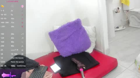 danna mature online show from April 16, 2026, 12:17 pm